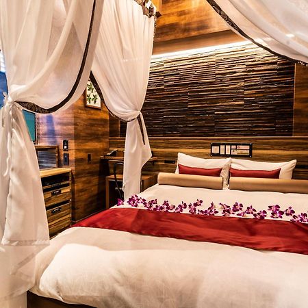 Petit Bali Forest Shinjuku SanchōMe Токио Екстериор снимка
